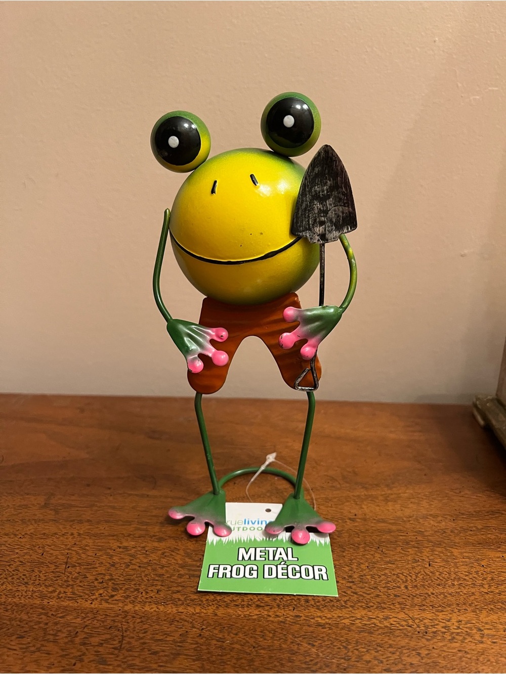 Whimsical Metal Frog Figurine - Green & Yellow Decorative Accent